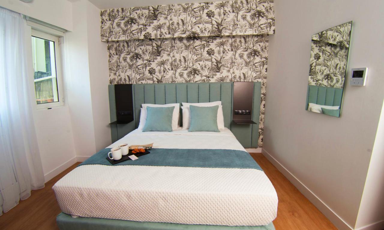 Phaedrus Living Executive Kriel Suites 001 Атина Екстериор снимка