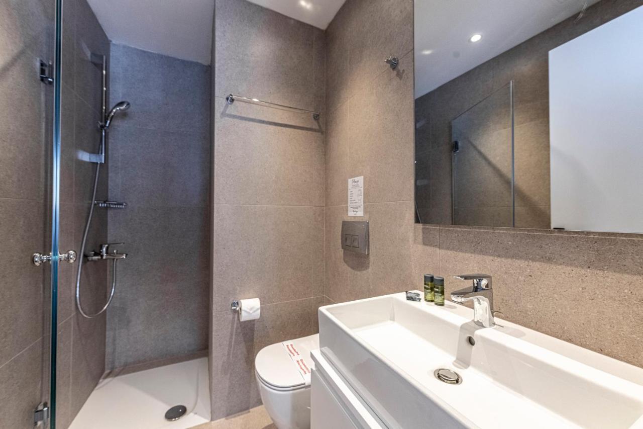 Phaedrus Living Executive Kriel Suites 001 Атина Екстериор снимка