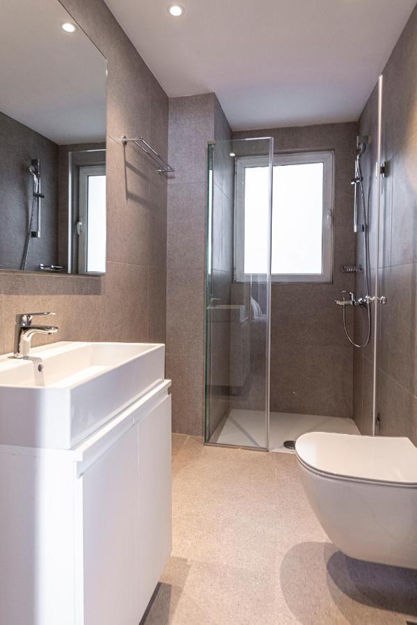 Phaedrus Living Executive Kriel Suites 001 Атина Екстериор снимка